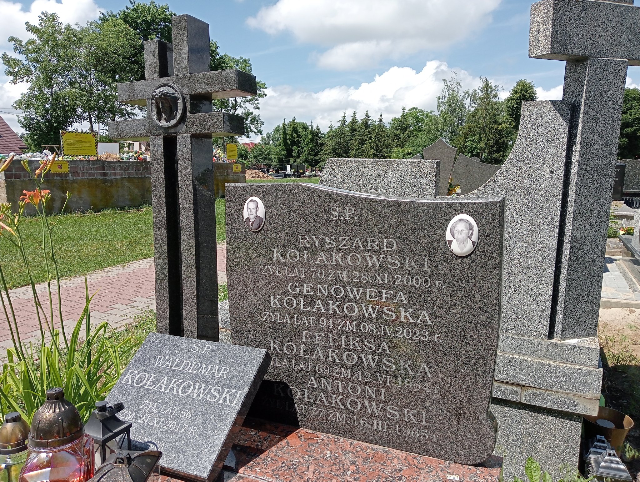 Waldemar Kołakowski 1961 Winnica - Grobonet - Wyszukiwarka osób pochowanych